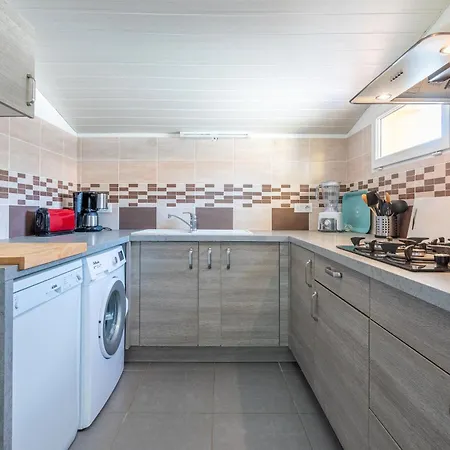 Les Mimosas Semesterbostad